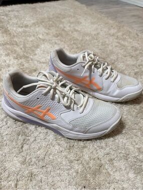 ASICS Women's 9 B GEL-Dedicate 8 Pickleball Shoe in White/Bright Sunstone